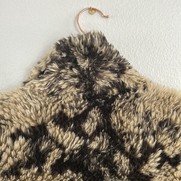 Unreal Fur Fame Faux Fur Jacket, RTR - Picture 11 of 12